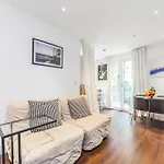 Chic Sun-Filled 1 Bdr Apt With Private Terrace